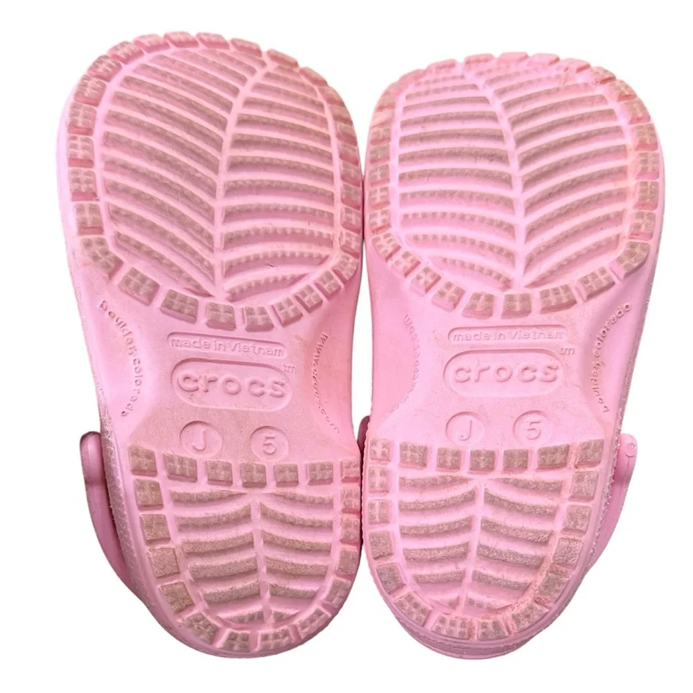 CROCS Classic Fit Girls Pink Tweed Slip On Glitter Clogs Big Kids J 5